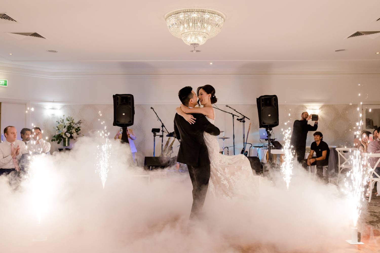 Ballara Receptions - Annie & Kai-Jun - Dancing on a Cloud First Dance - Duuet Melbourne