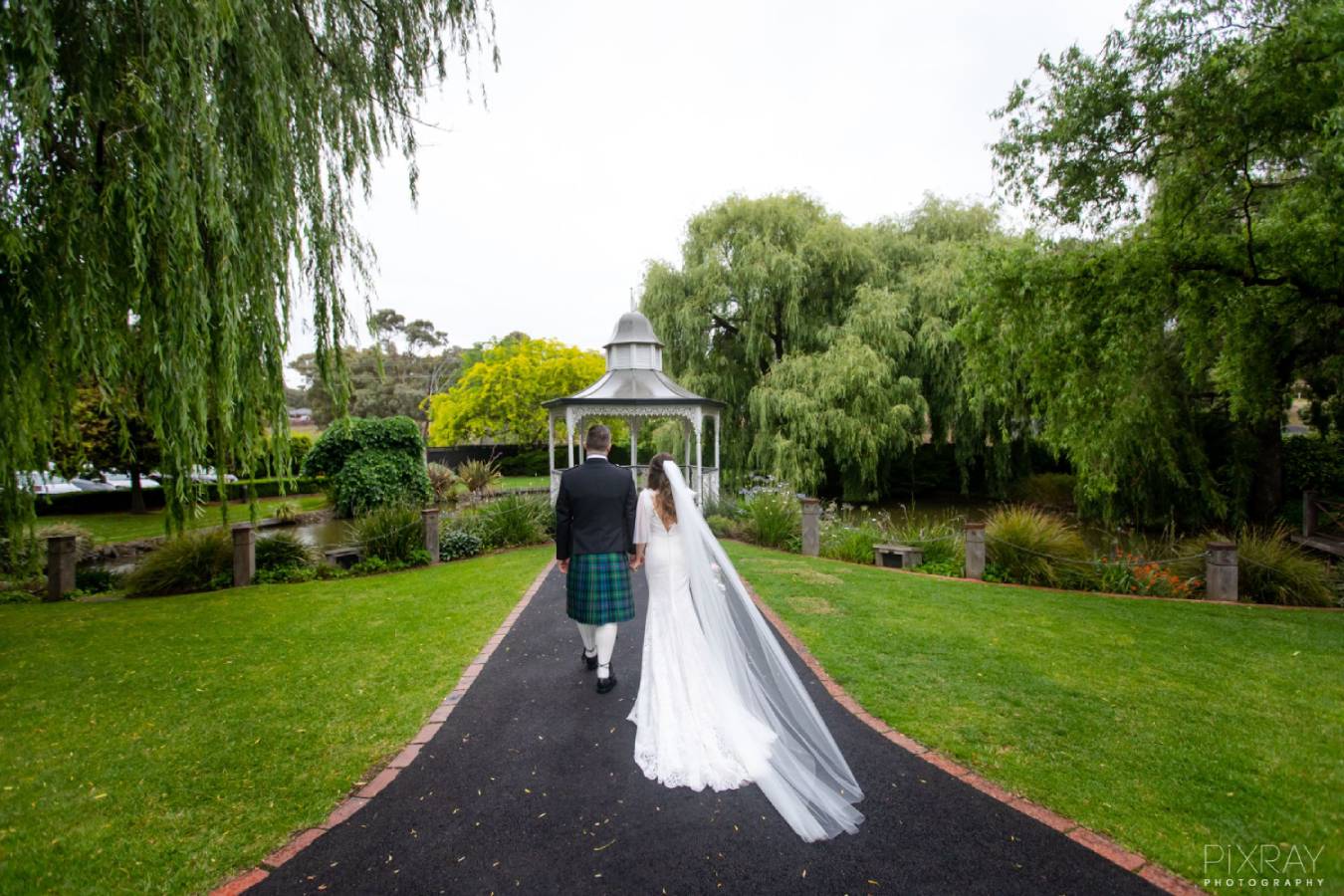 Ballara Receptions - Yarra Valley Garden Wedding Venue - PiXRay Photography