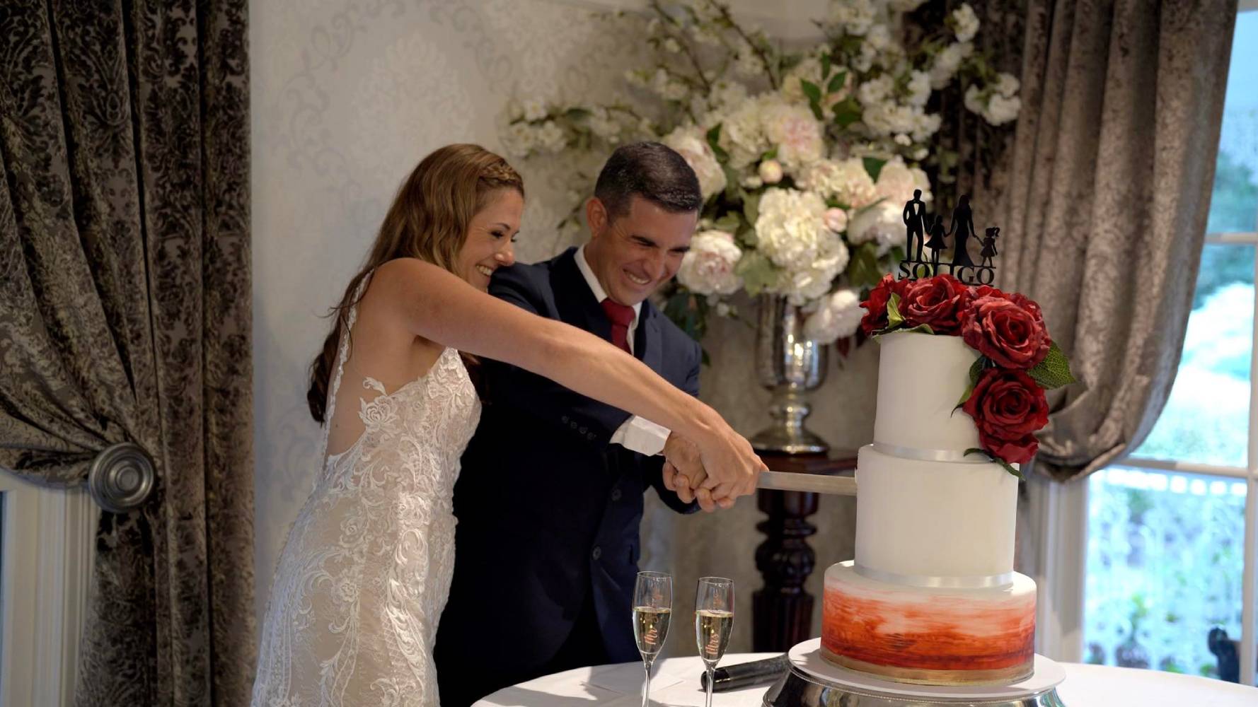 Ballara Receptions - Coby & Michael - Wedding Cake Inspiration - Angry Chicken Media Weddings