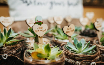 Give Your Wedding Favours The Personal Touch