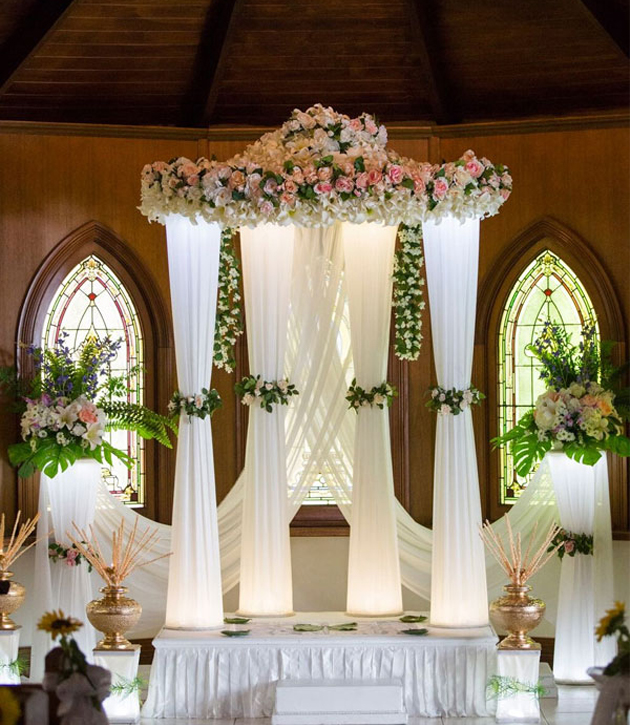 Flower Decorations in Chapel Wedding Venue